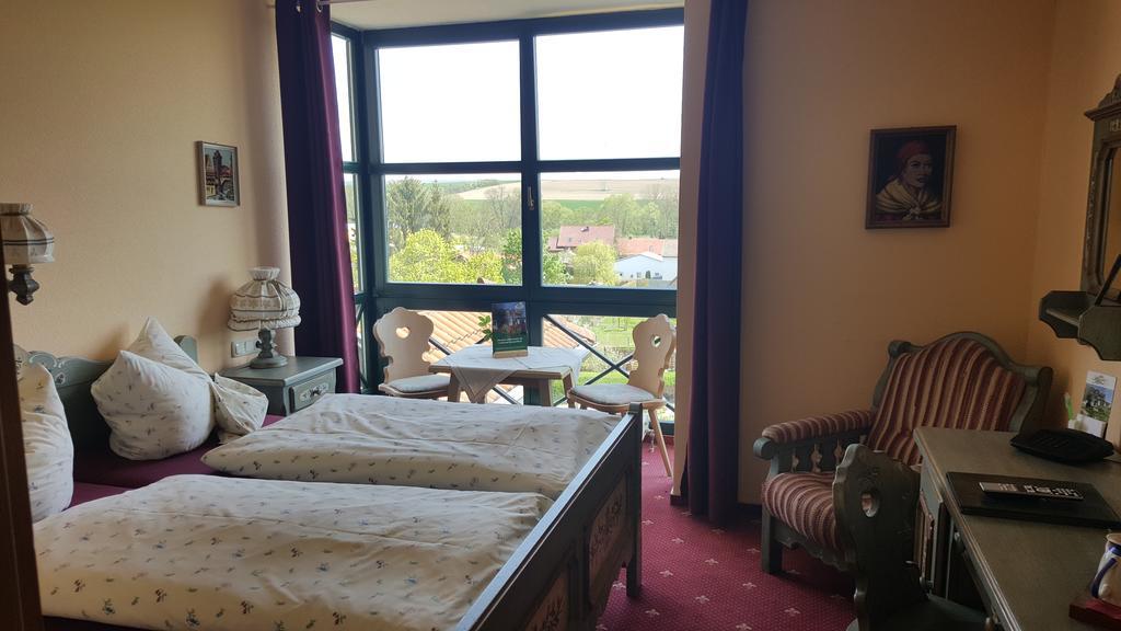 Landhotel Burgenblick