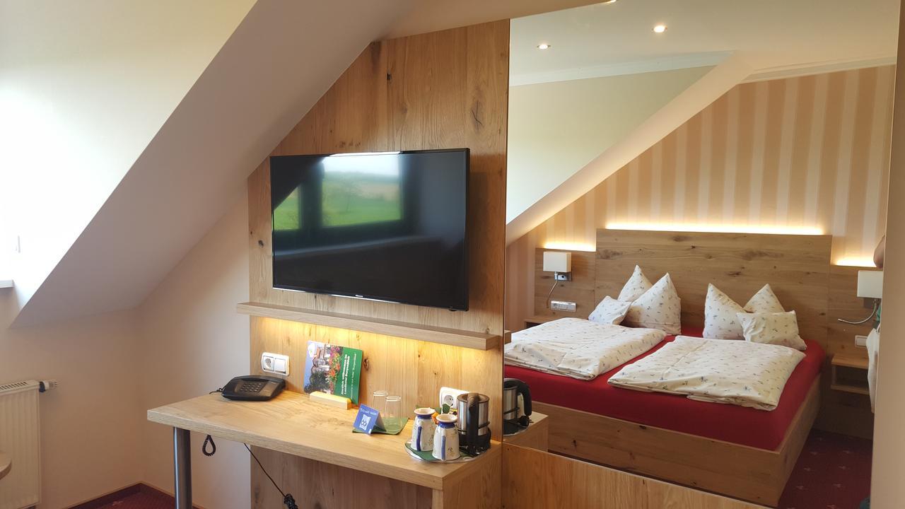 Landhotel Burgenblick 3*